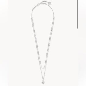 Sold out Kendra Scott clove multi stand necklace in GOLD